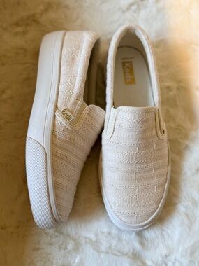 Keds Women's Double Decker slip-on sneakers textured, eyelet Size 7